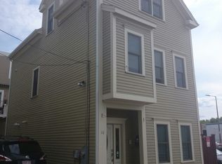 16 Earl St, South Boston, MA 02127