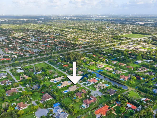 11371 NW 6th Street, Plantation, FL 33325