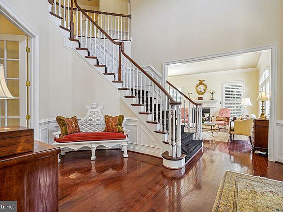5th image of 1585 Maddux Ln