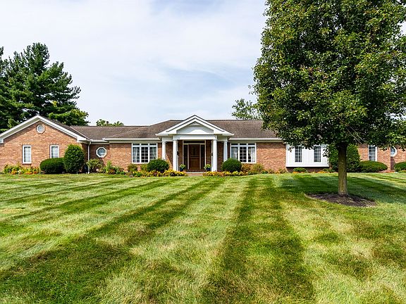 2nd image of 869 Rosewood Dr