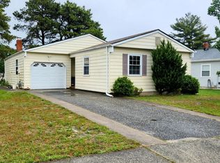 6 Panama Ct, Toms River, NJ