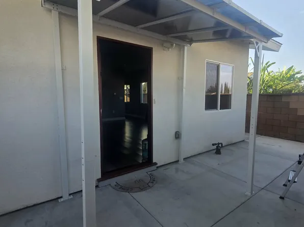 2625 W Palais Rd #B, Anaheim, CA 92804