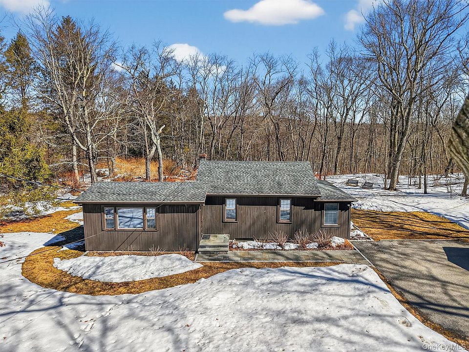 1st image of 208 Ressique Road