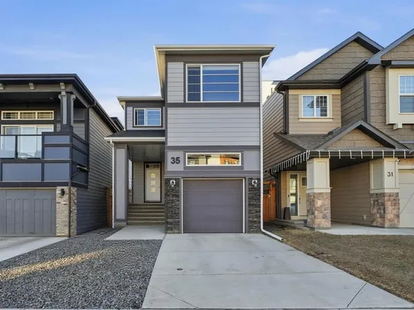 35 E Cranbrook Gdns SE, Calgary, AB T3M 2X5