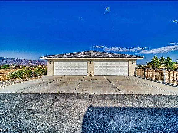 3rd image of 6580 S Paula Dr