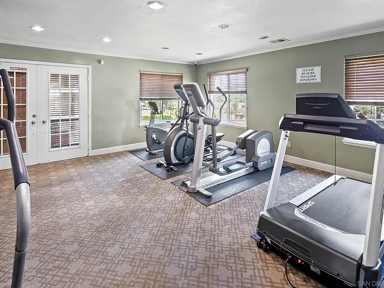 14996 Avenida Venusto #28 — Photo 35