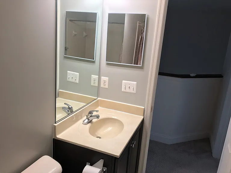 Upstairs Hall Bath
