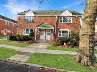 7364 199th St FLOOR 2, Fresh Meadows, NY 11366