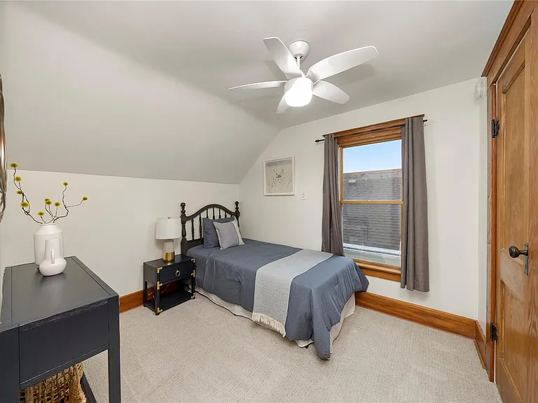 436 Park St — Photo 20