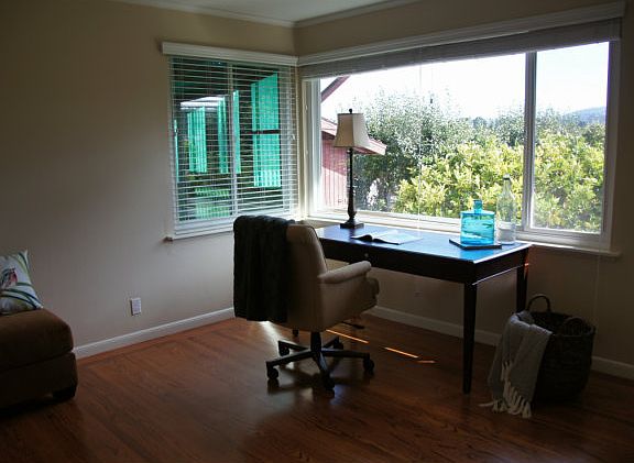 5th image of 129 Camaritas Ave