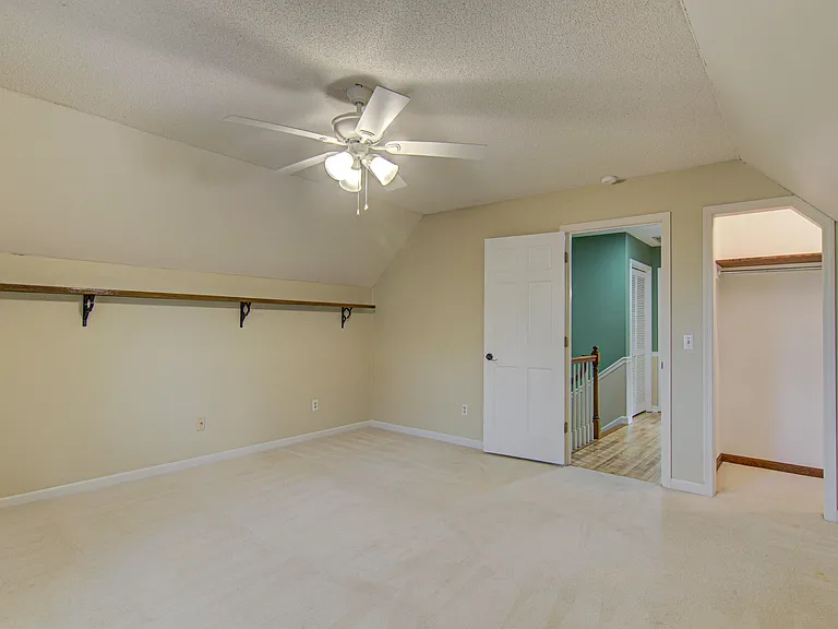 2315 Treetop Ln — Photo 32