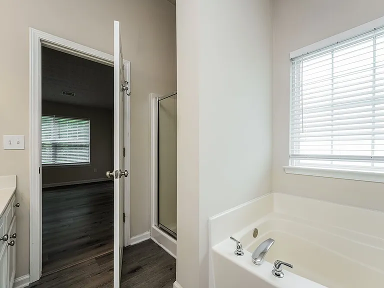 626 Stonecrest Dr — Photo 14