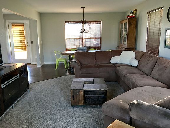 5th image of 408 Nora Dr