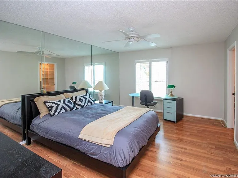 2641 NE Ocean Blvd #101 — Photo 20