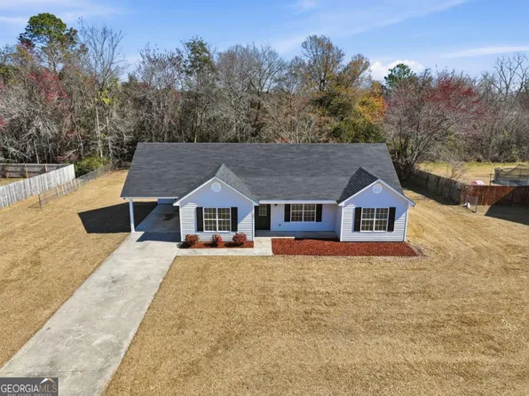 102 Sweetbriar Ln, Ocilla, GA 31774
