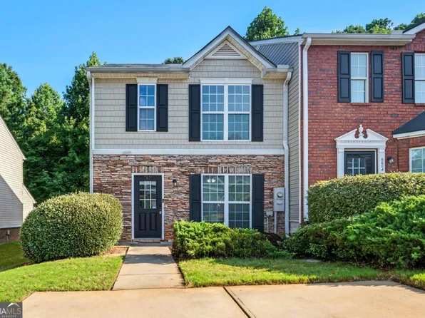 5606 Union Pointe Dr, Union City, GA 30291
