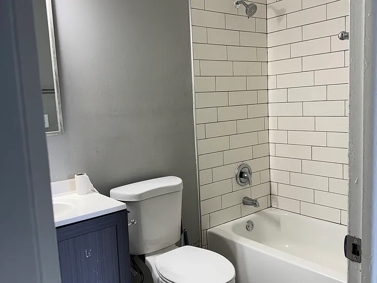 1742 Amherst Cir #1742 — Photo 7