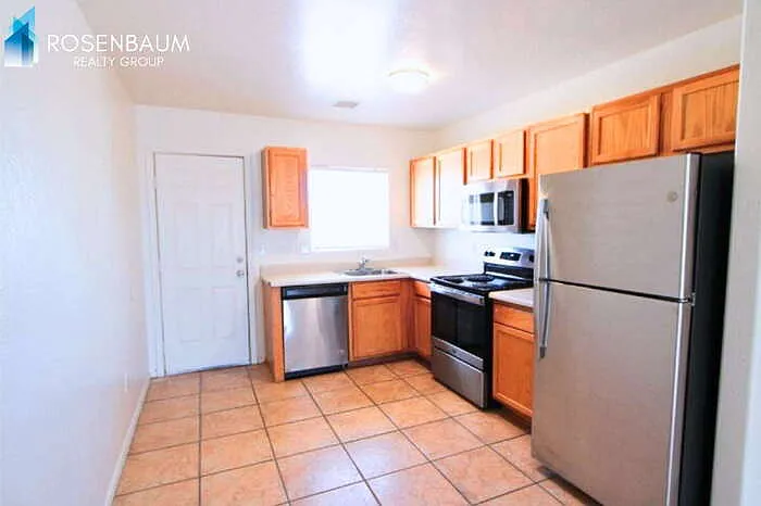 9975 W Lynx Dr #D — Photo 2