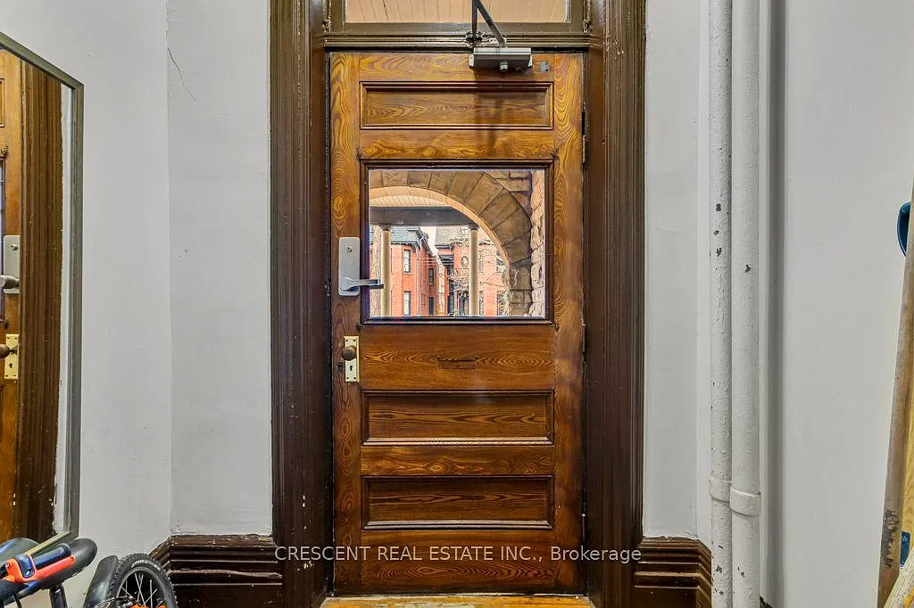 3 bed, $3,500 — Photo 4
