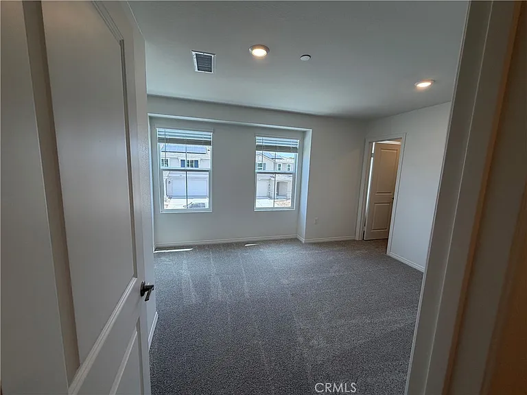 9707 Babaco St — Photo 34
