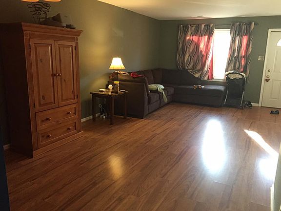 3rd image of 88 N Bedford St APT B