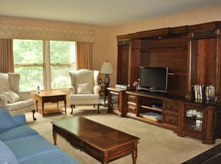 9103 Rural Plains Pl, Springfield, VA 22153