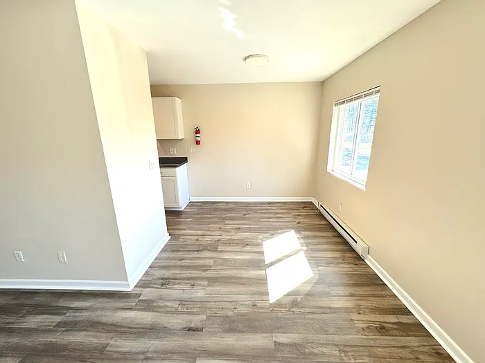 2 bed, 1.0 bath, 750 sqft, $1,195 — Photo 4