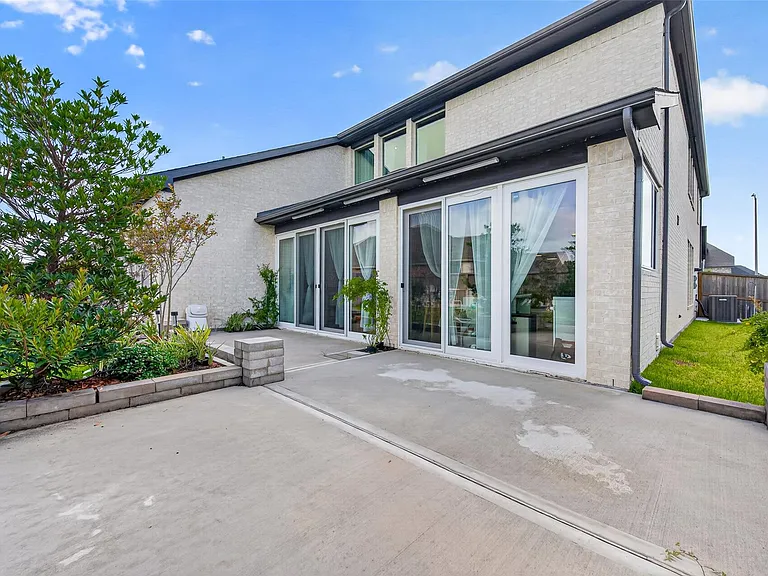 3180 Stingray Cove Dr — Photo 48