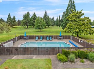 1239 NW Michelbook Ln, McMinnville, OR 97128
