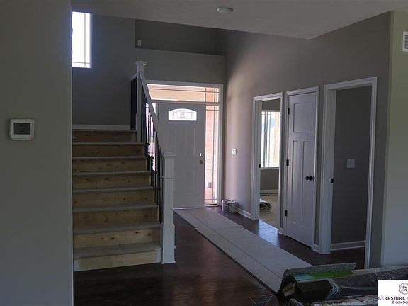 3rd image of 19705 Rosewood St