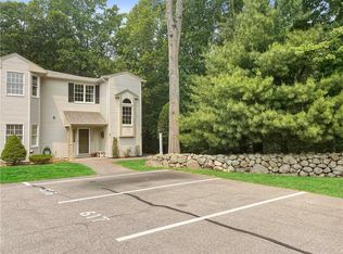69 Trellis Dr, West Warwick, RI 02893