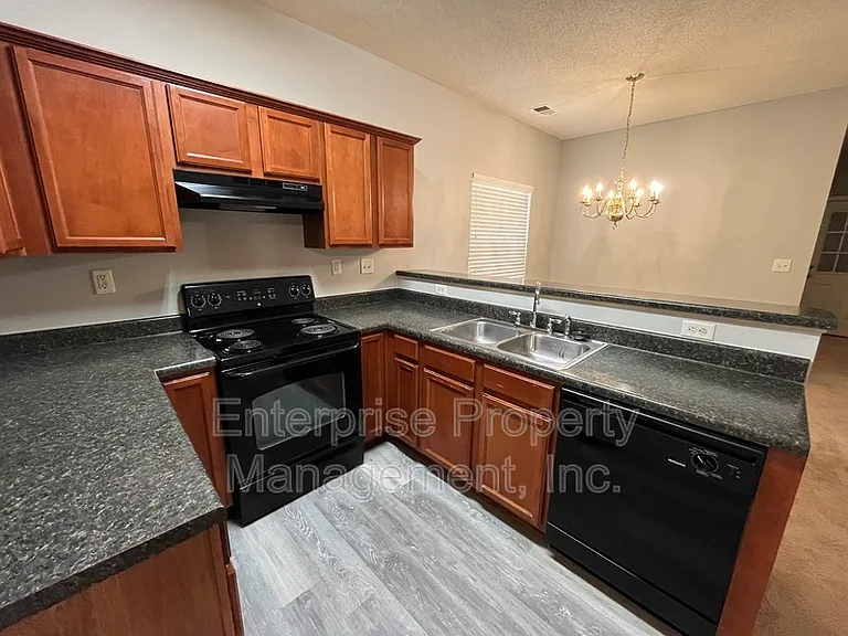 10178 Sterling Ridge Dr — Photo 8