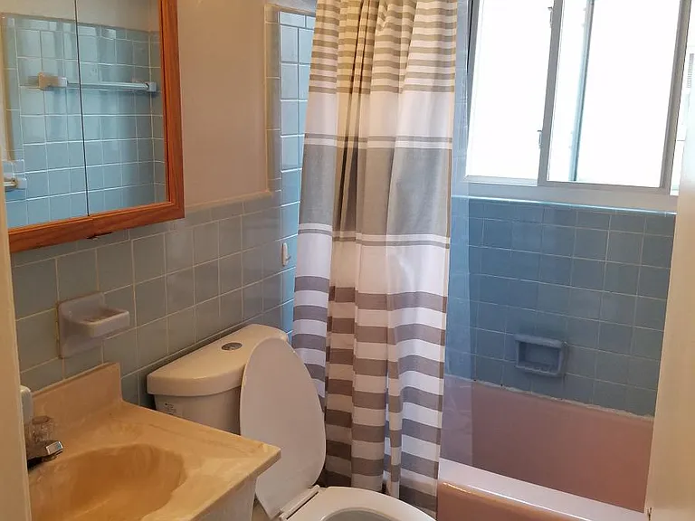 Full bath