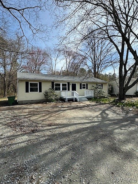 1st image of 39 Oak Glen St