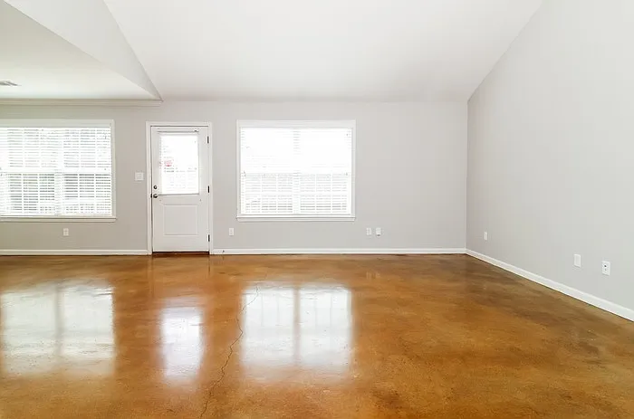 4 bed, 2.0 bath, 1792 sqft, $1,695 — Photo 3