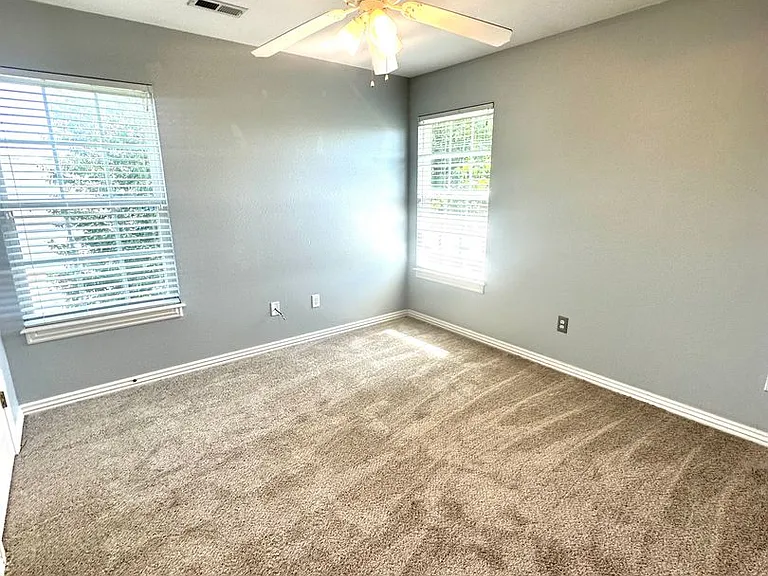 3705 SW Hansom Loop — Photo 20