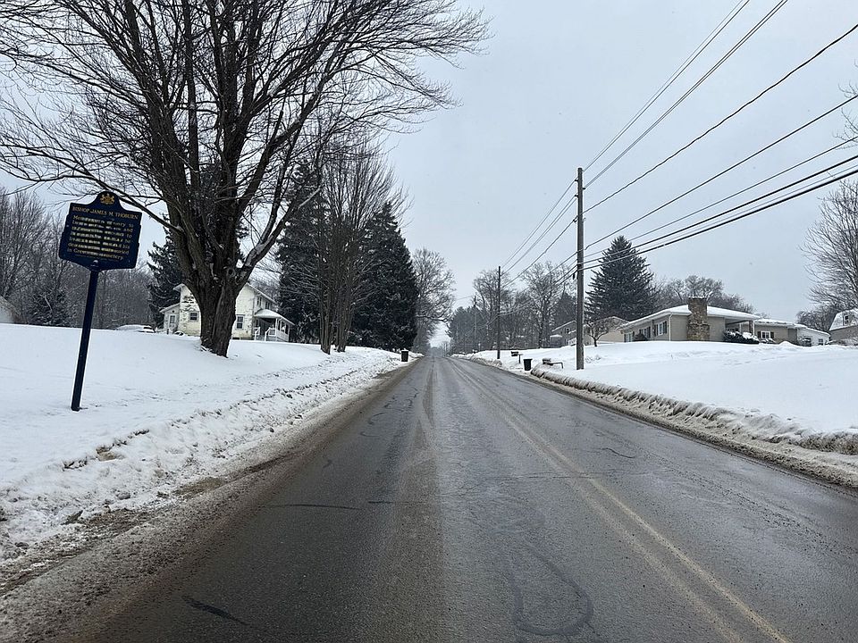 2nd image of 20447 Blooming Valley Rd