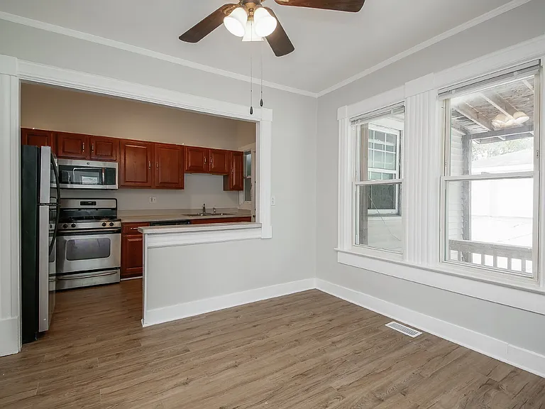 814 S Jefferson St — Photo 7