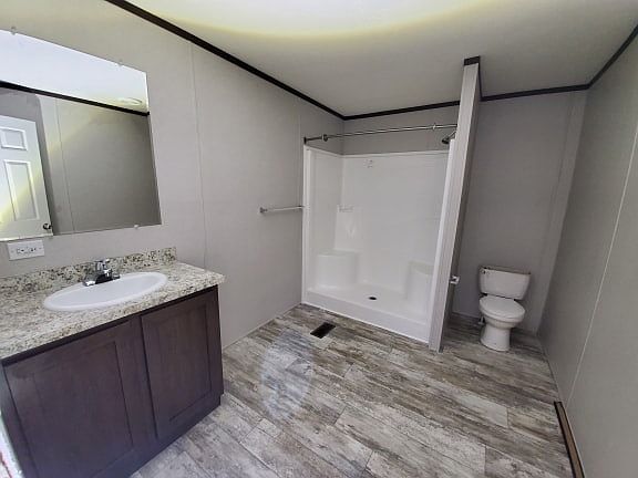 2nd image of 28 Forsythia Dr