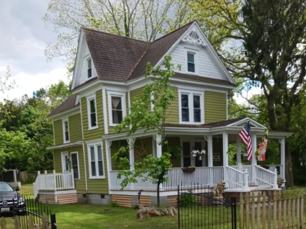 303 W Martin St, Snow Hill, MD 21863