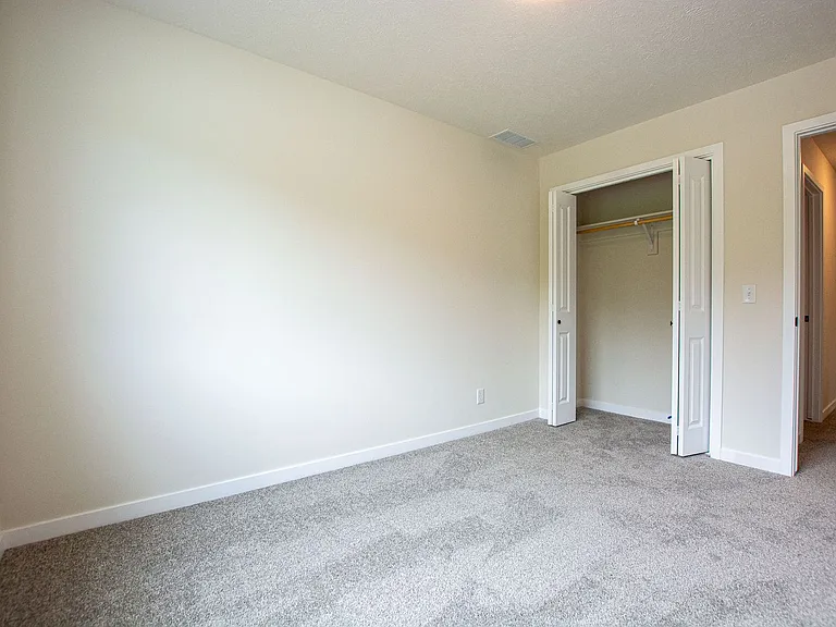 7118 N 79th Ct — Photo 21