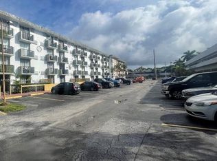 16450 NW 2nd Ave APT 218, Miami, FL 33169