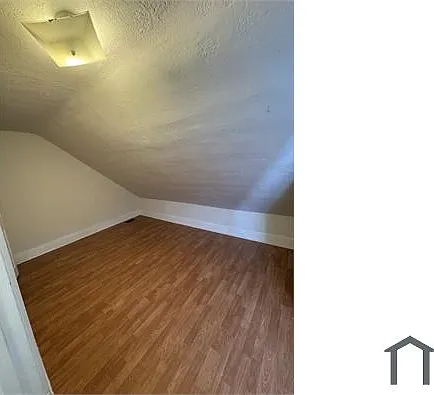 269 E Sharpnack St — Photo 8