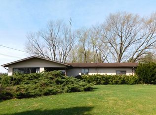 3528 S Pipestone Rd, Sodus, MI 49126