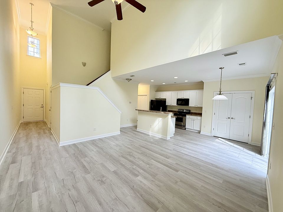 Living Area_06062025