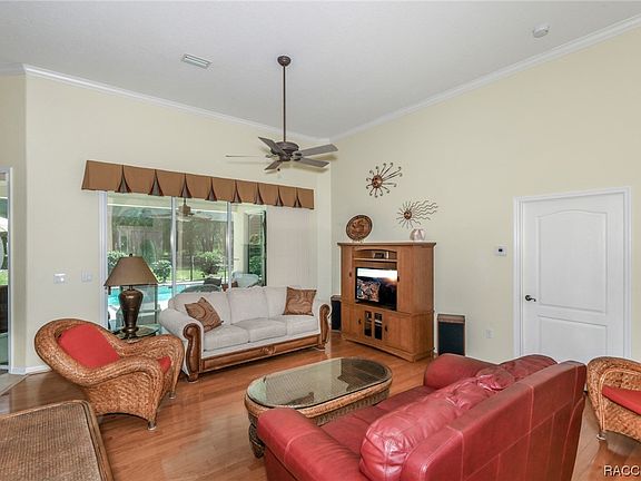 5th image of 4817 N Baywood Dr