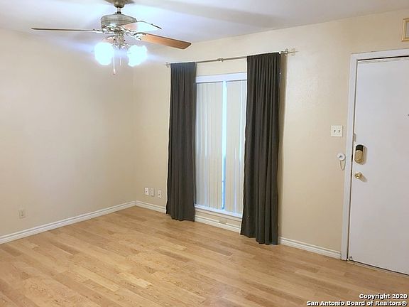 2nd image of 4847 Casa Corona St