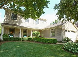 4955 Tarrington Dr, Hoffman Estates, IL 60010