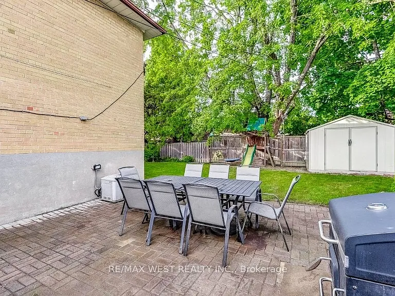 10 Rima Ct — Photo 23