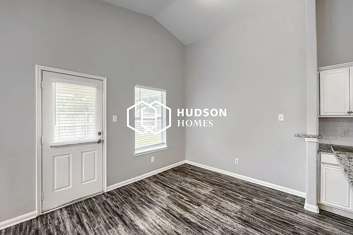 2519 Braley Park Ln — Photo 10